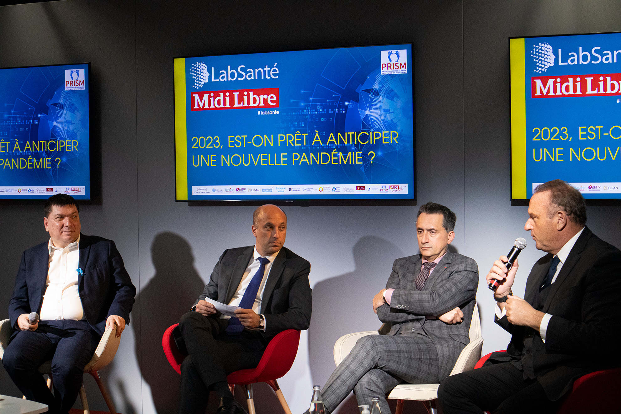 table ronde Midi Libre